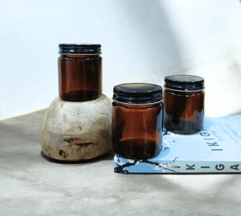 Straight Small Amber Jar Black Screw Cap – 100 ml
